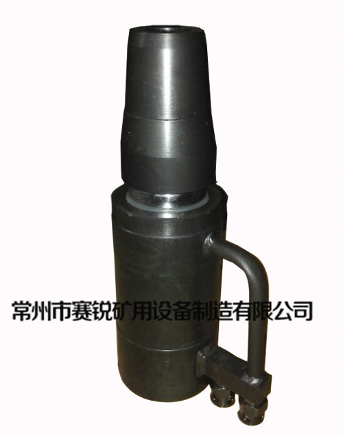 介紹前卡式千斤頂清洗工作的重要性